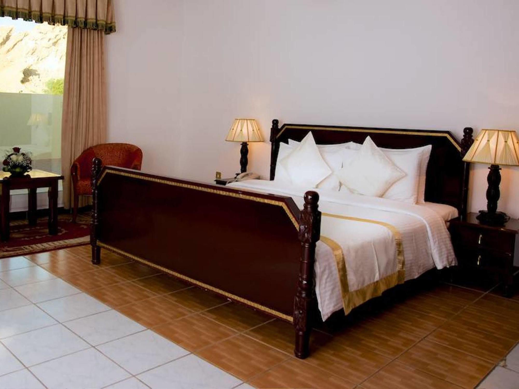 กรีน มุบาซซาห์ ชาเลต์ส Hotel อัลอิน ภายนอก รูปภาพ