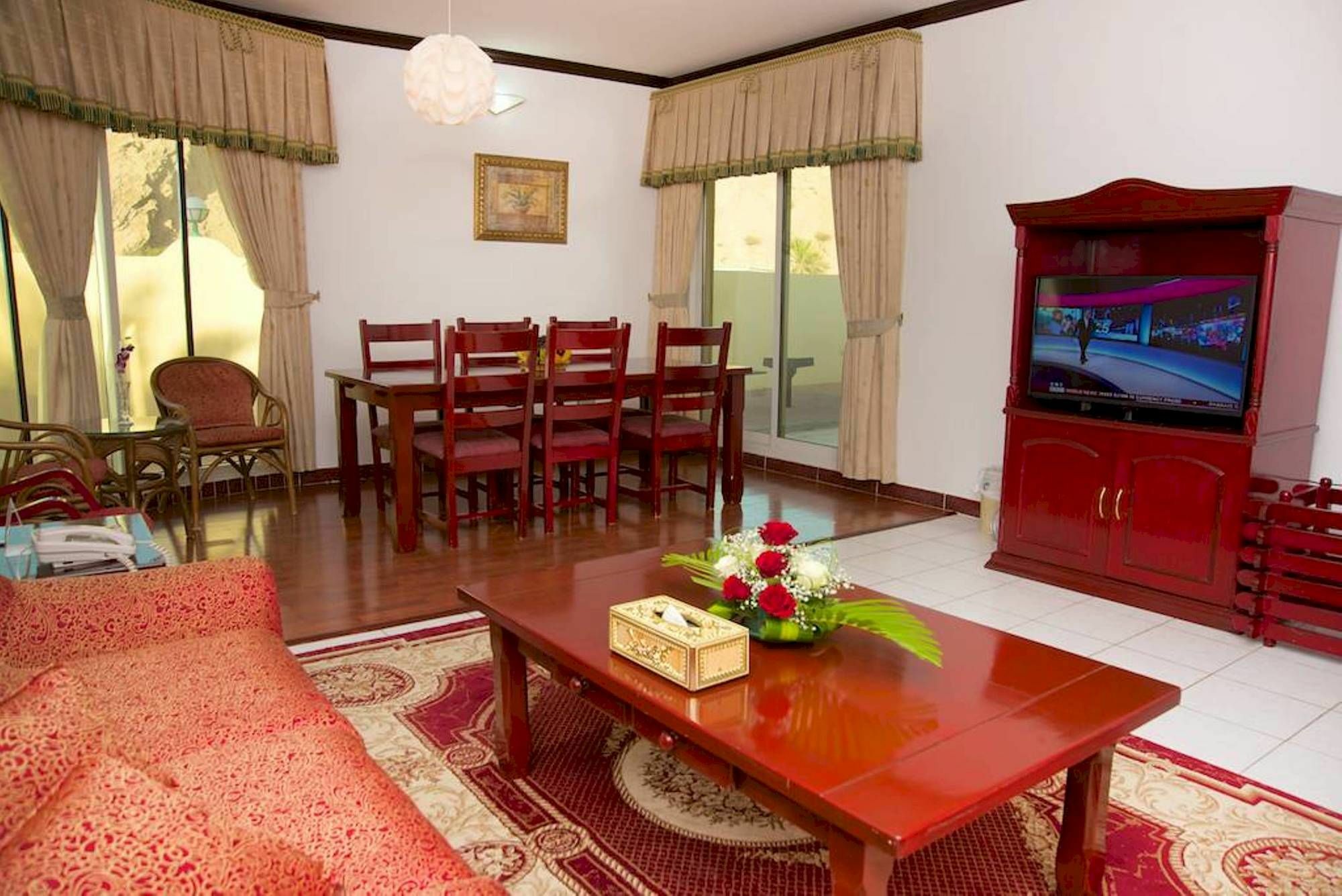 กรีน มุบาซซาห์ ชาเลต์ส Hotel อัลอิน ภายนอก รูปภาพ