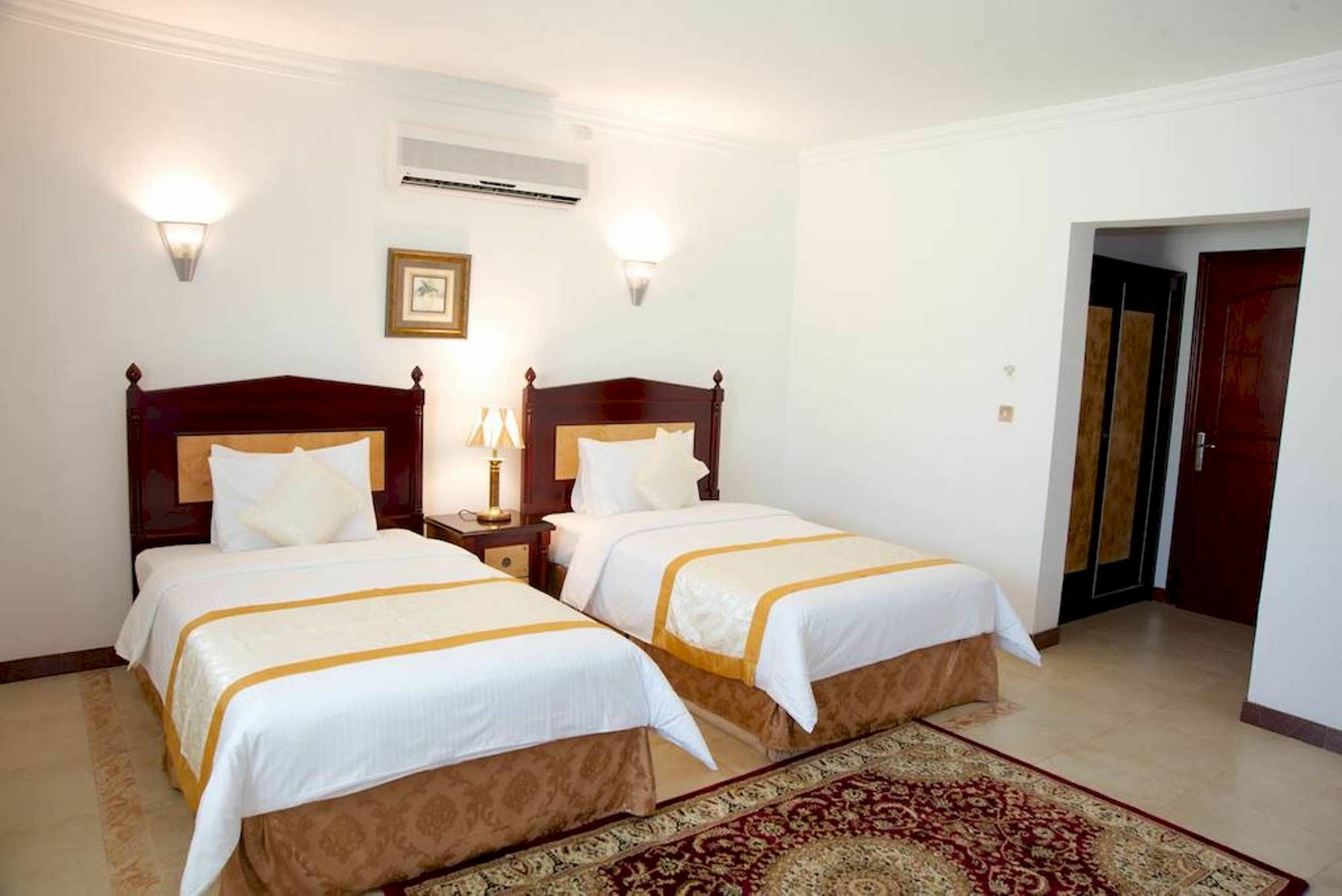 กรีน มุบาซซาห์ ชาเลต์ส Hotel อัลอิน ภายนอก รูปภาพ